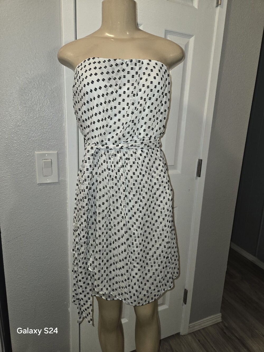 New With Tags Express Dress Size 6